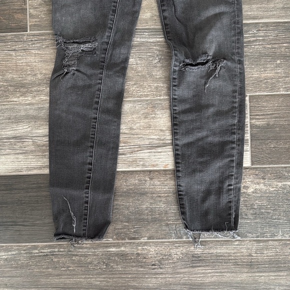 Madewell Distressed High Rise 9” Skinny Black Jean Size 29 - Picture 2 of 7